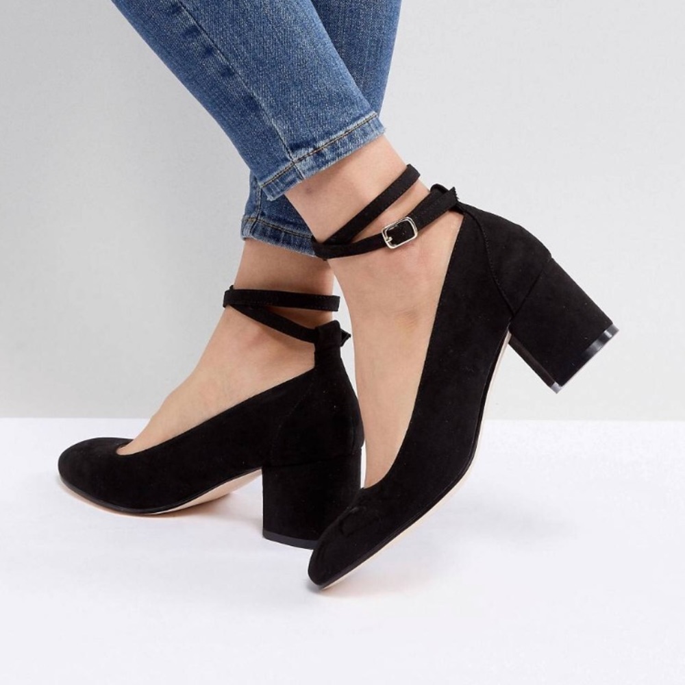 London Rebel Block Heel sz 7